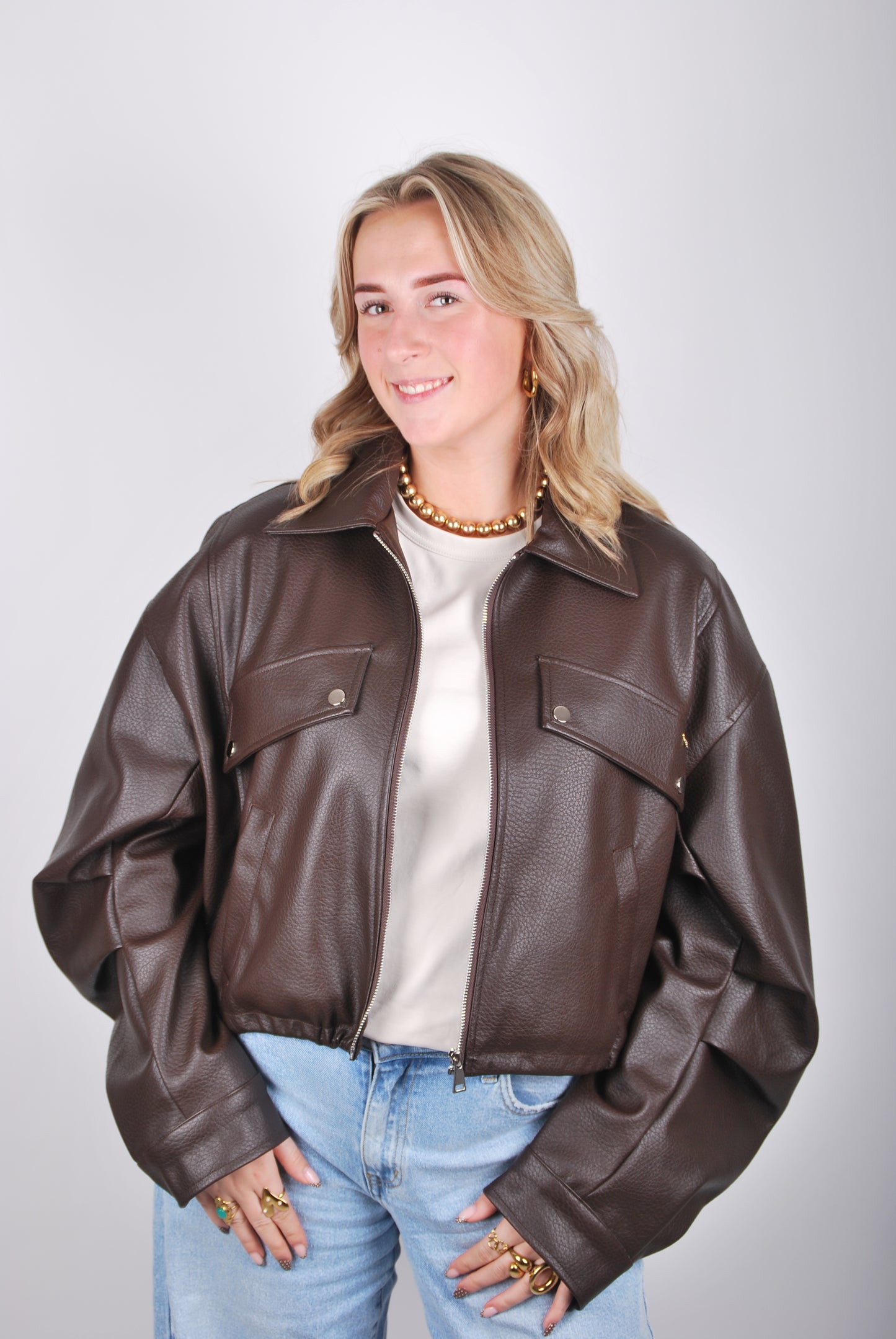 Fay Jasje - Bruin