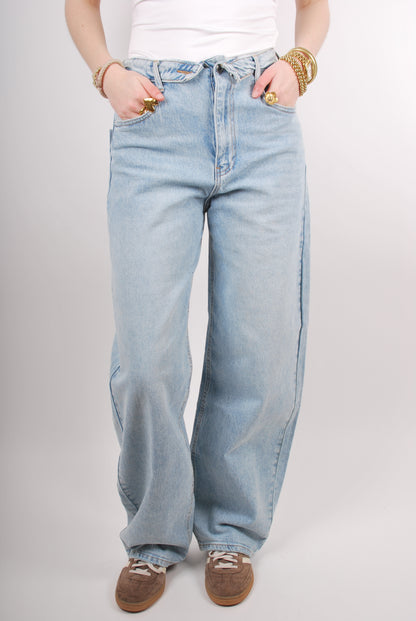 Sara Jeans