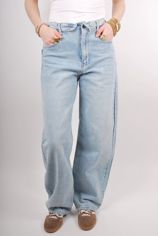 Sara Jeans