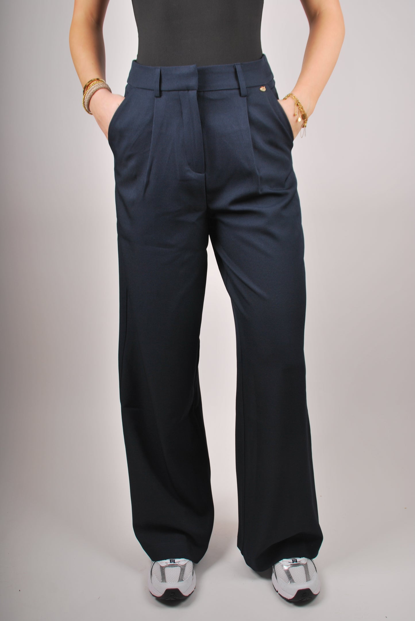 Ambika Gris Pantalon - Navy