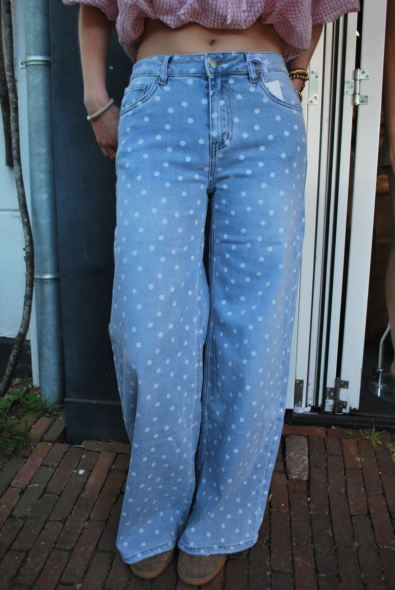 Floor Jeans