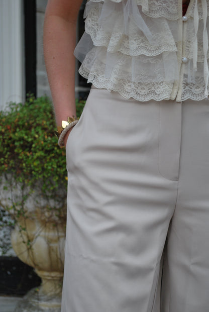 Ambika Isabella Bermuda - Taupe