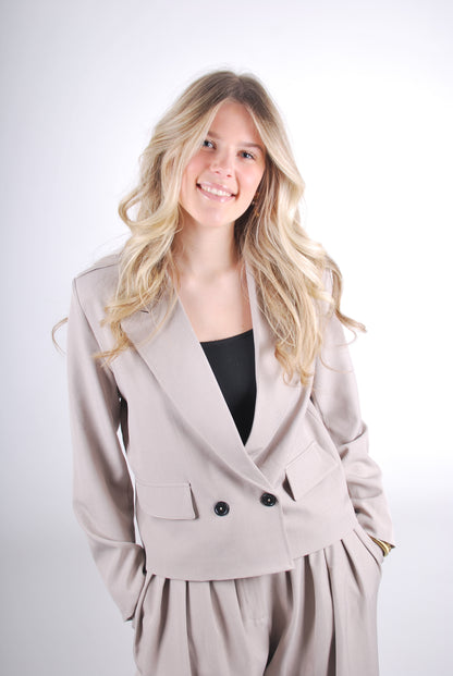 Anna Blazer