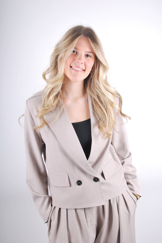Anna Blazer