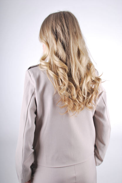 Anna Blazer