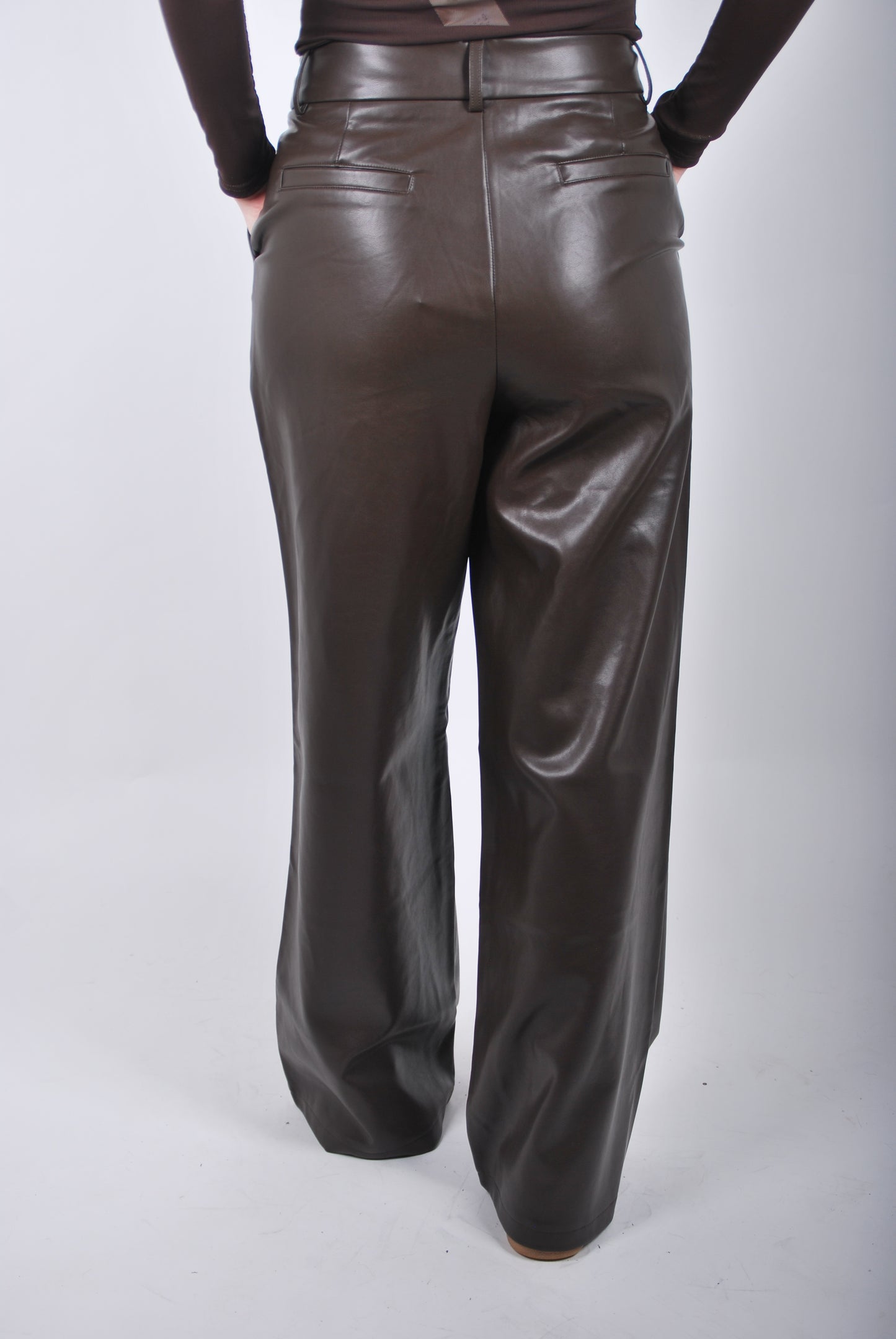 Gris Pantalon - PU Leer