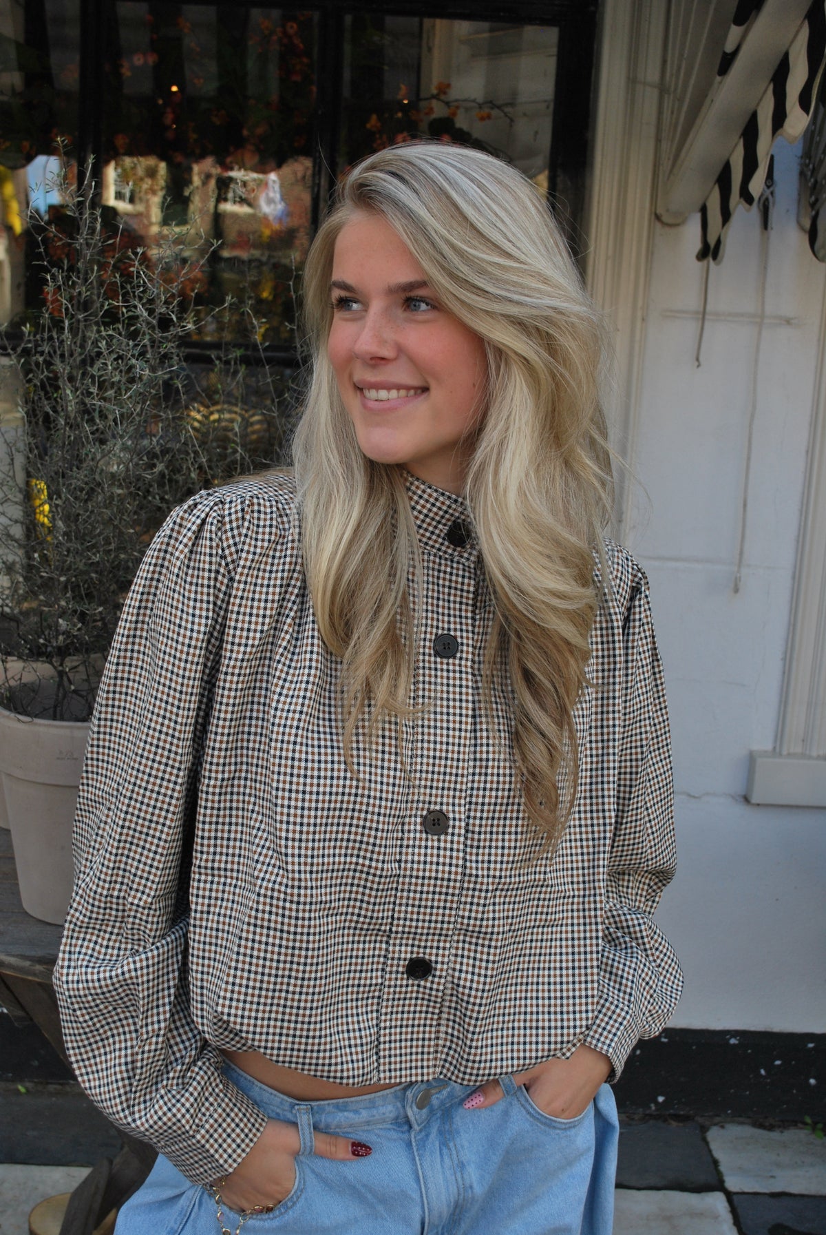 Anna Geruit kort jasje  – bruin/beige