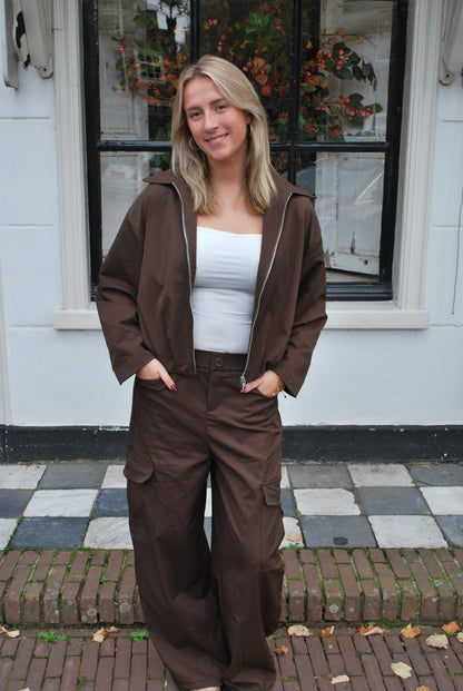 Alyna Broek Ambika - Bruin